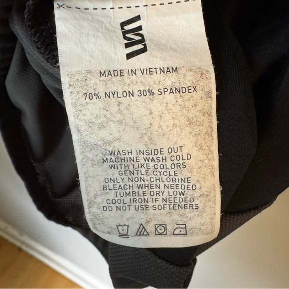 Second Skin Women’s 1/4 Zip Long Sleeve Training Pullover Black Gray Sz M - Picture 6 of 6